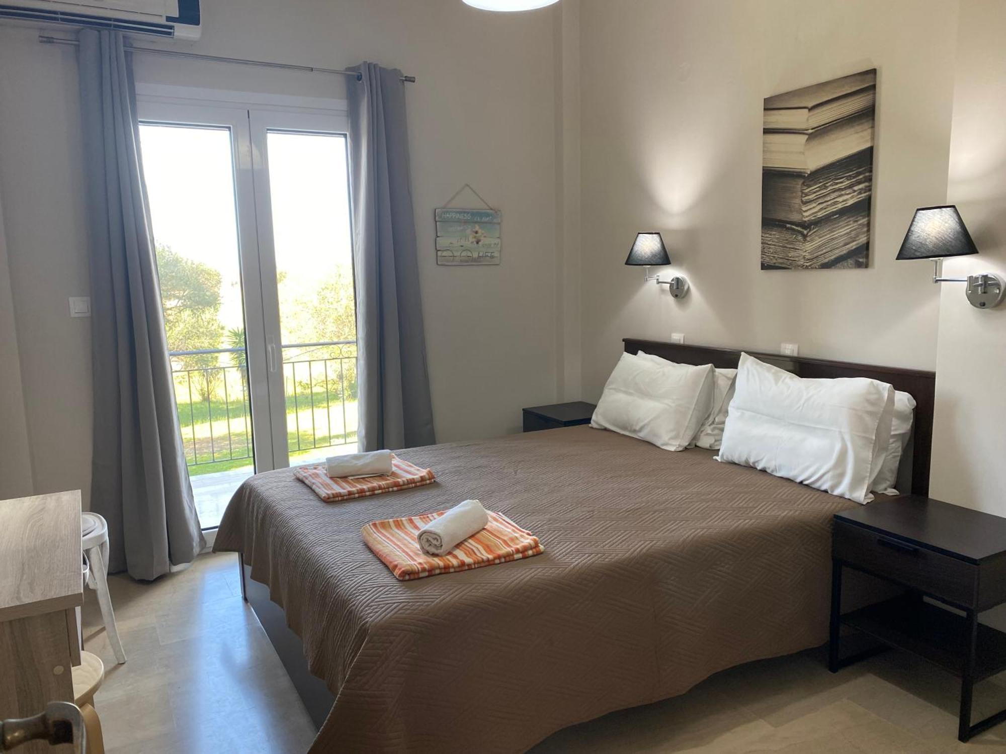 Alexander Apartments Roda  Luaran gambar