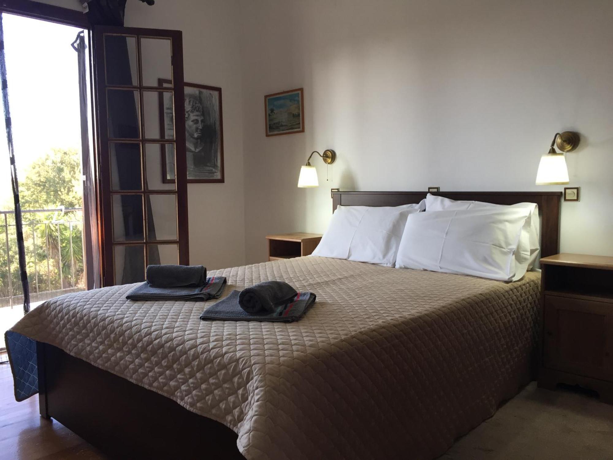 Alexander Apartments Roda  Luaran gambar